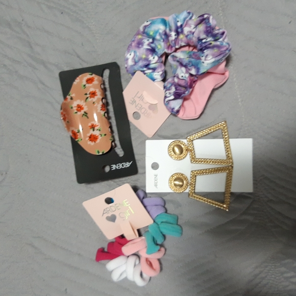 Earings